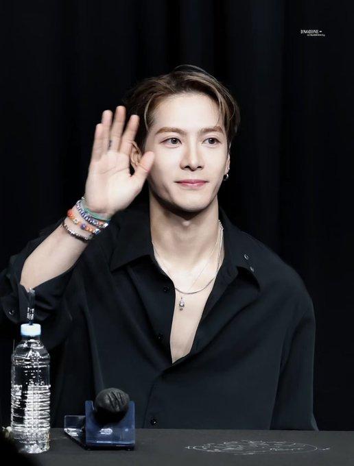 Qui est Jackson Wang ?